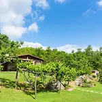 Podere Mezzavia By Vacavilla Villa *